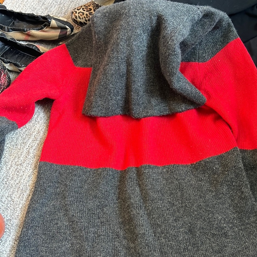 Athleta cashmere seater